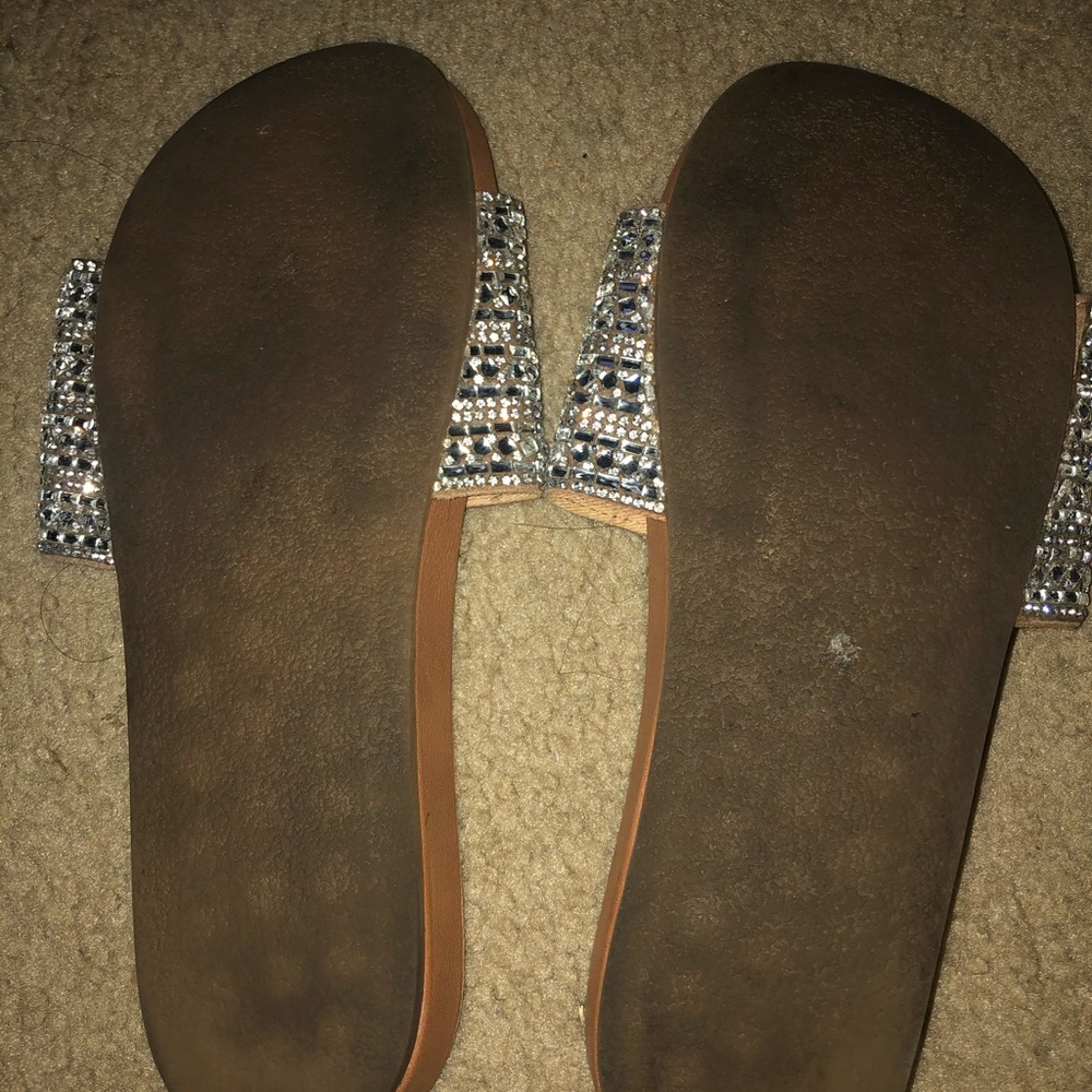 Sandals - Picture 3 of 3